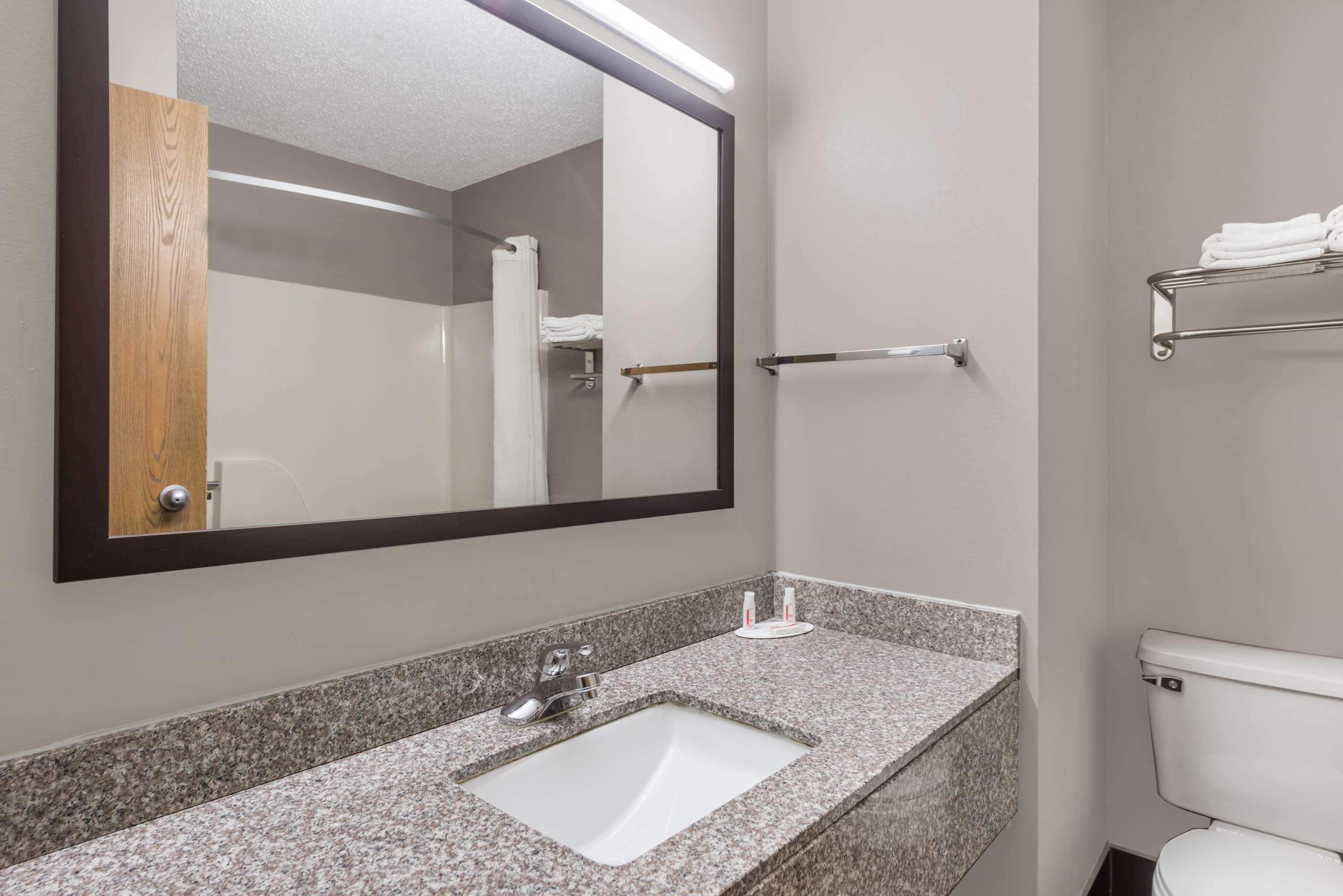 Motel Super 8 By Wyndham West Plains Exterior foto
